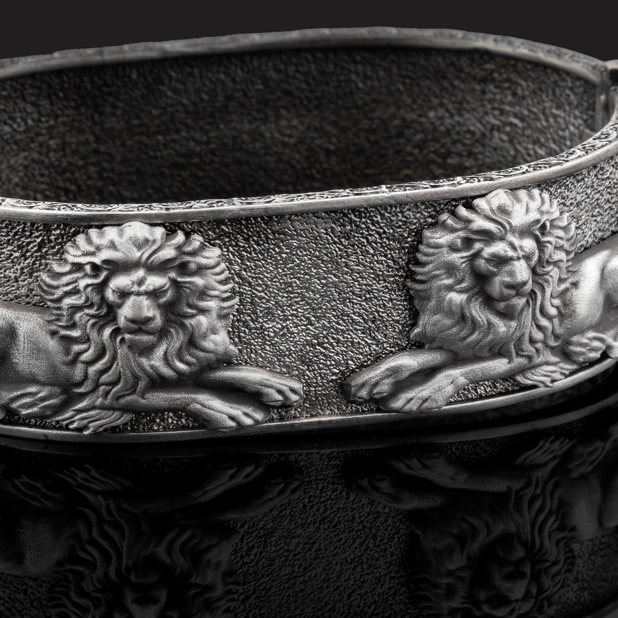 Men’s Sterling Silver Lion Bracelet – Bold Handcrafted Cuff with Reclining Lion Motifs