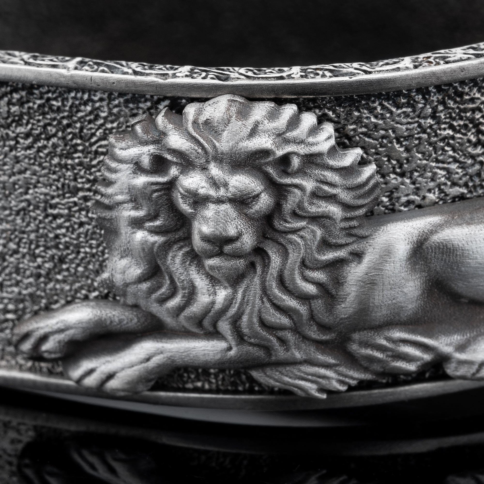 Men’s Sterling Silver Lion Bracelet – Bold Handcrafted Cuff with Reclining Lion Motifs