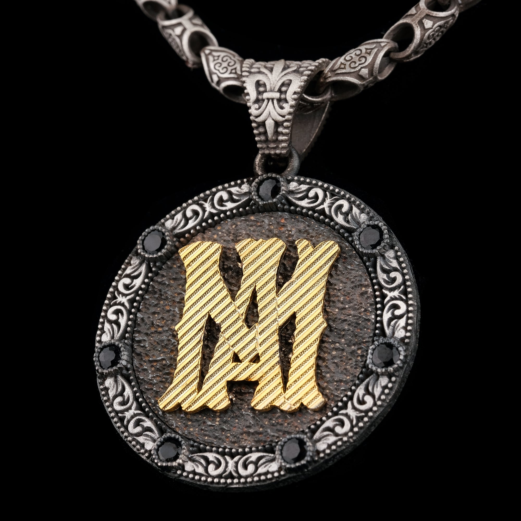 Customizable Sterling Silver Medallion Necklace for Men – Handmade Personalized Pendant with Unique Chain