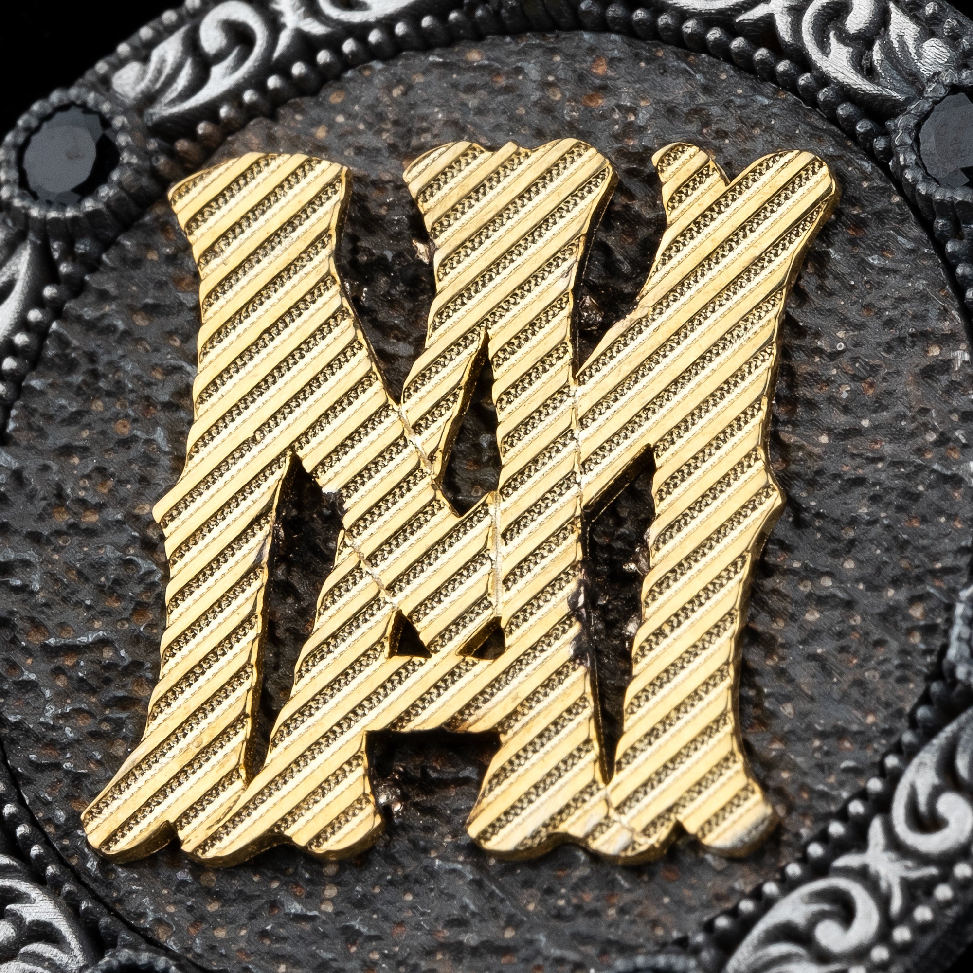 Customizable Sterling Silver Medallion Necklace for Men – Handmade Personalized Pendant with Unique Chain
