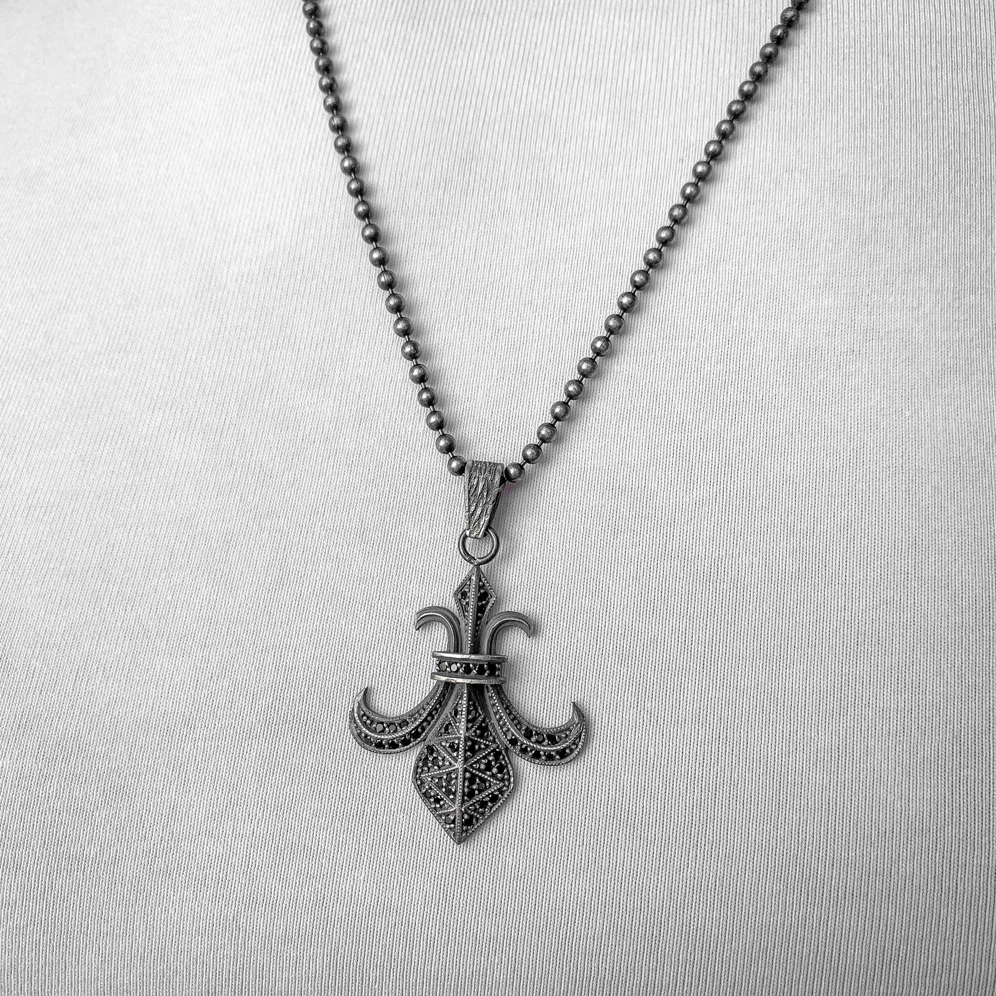 Exquisite Fleur-de-Lis Necklace in 925 Sterling Silver | Symbol of Elegance Oendant Necklace